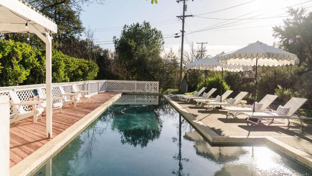 Elegant Wine Country Retreat with Pool Fireplace Scenic Deck Views